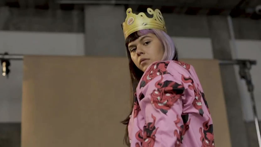 Burger King Colombia y Fantástica salen del clóset con coronas y tiaras