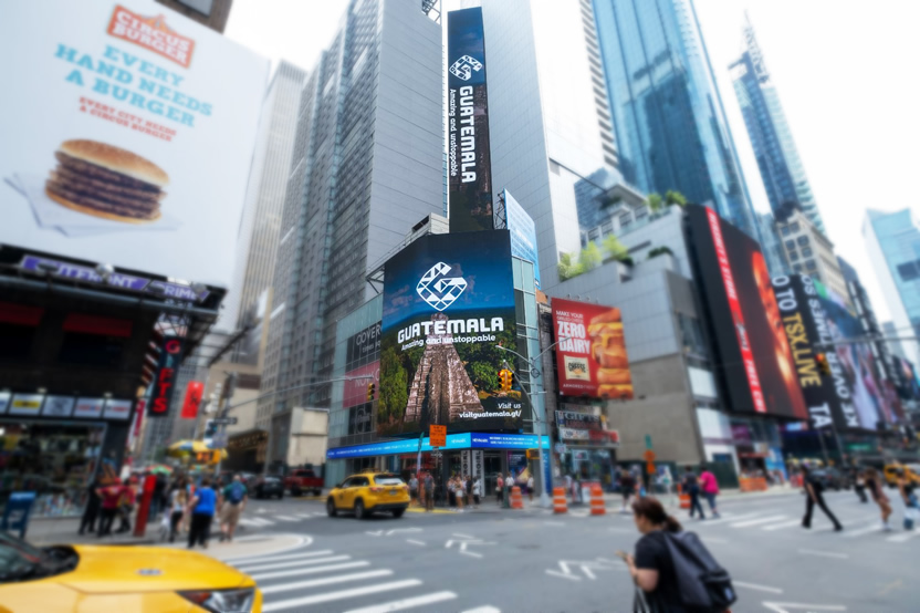 Super promueve el turismo en Guatemala, en Times Square con Whaaaatemala