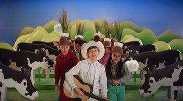Michel Gondry filma para We Believers el proyecto Cows Menu de Burger King