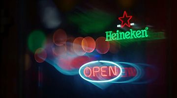 Heineken y Publicis celebran la vuelta a los bares