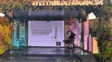 TracyLocke presentó a Glade en Lollapalooza Argentina con #festivaldefragancias 