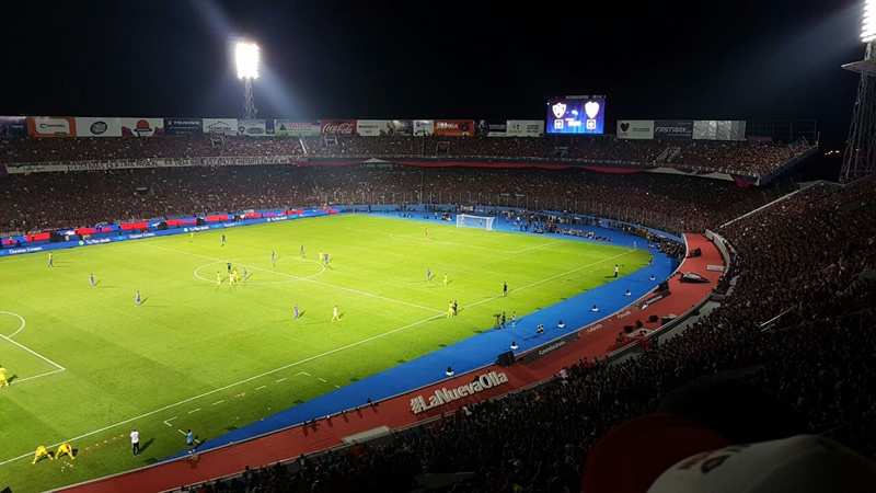 Philips Lighting iluminará el estadio monumental La Nueva Olla