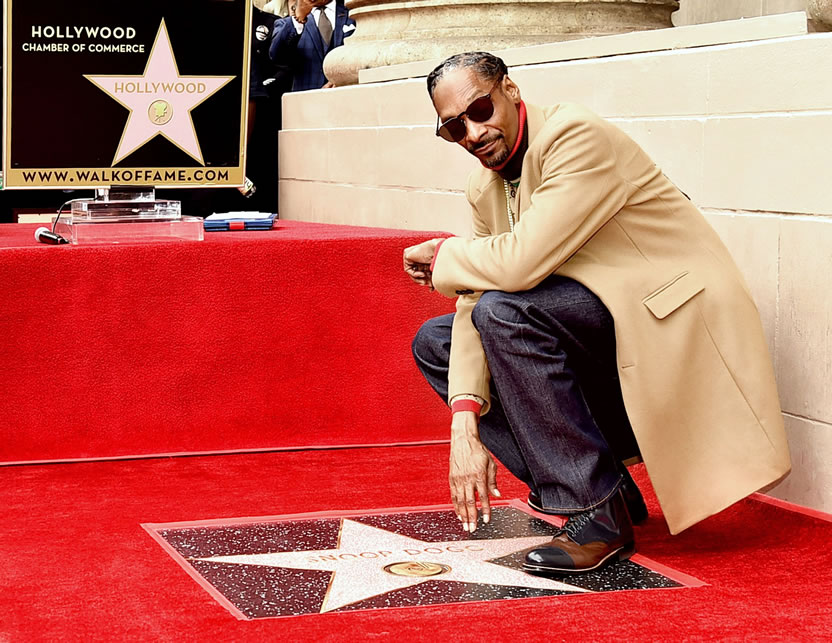 Snoop Dogg recibe su estrella en el Paseo de la Fama con Hawkers