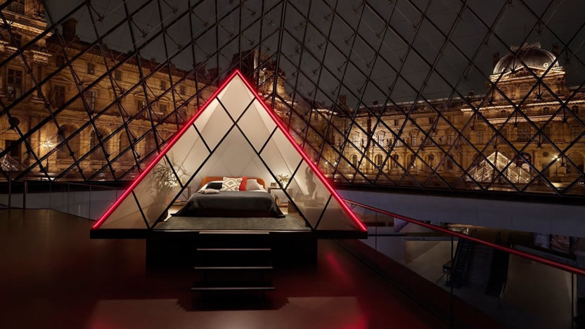 Duerme por una noche en el Louvre con Airbnb