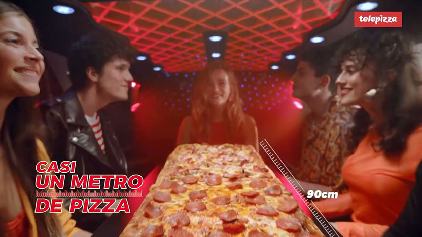 Telepizza y DDB España lanzan Limusina, una pizza de casi un metro de largo