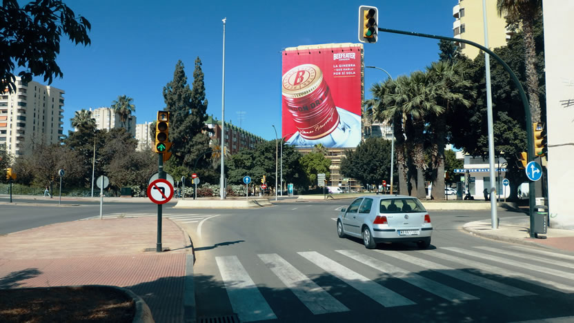 La botella de Beefeater lo dice todo en la primera campaña creada por DAVID Madrid 