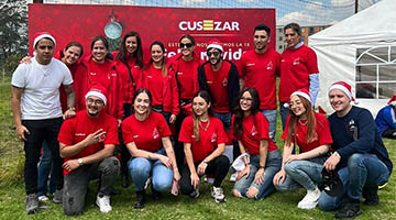 Cusezar junto a Leo Burnett entregó regalos navideños a más de 200 niños en Bogotá
