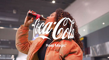 DAVID Miami crea una activación única para Coca-Cola
